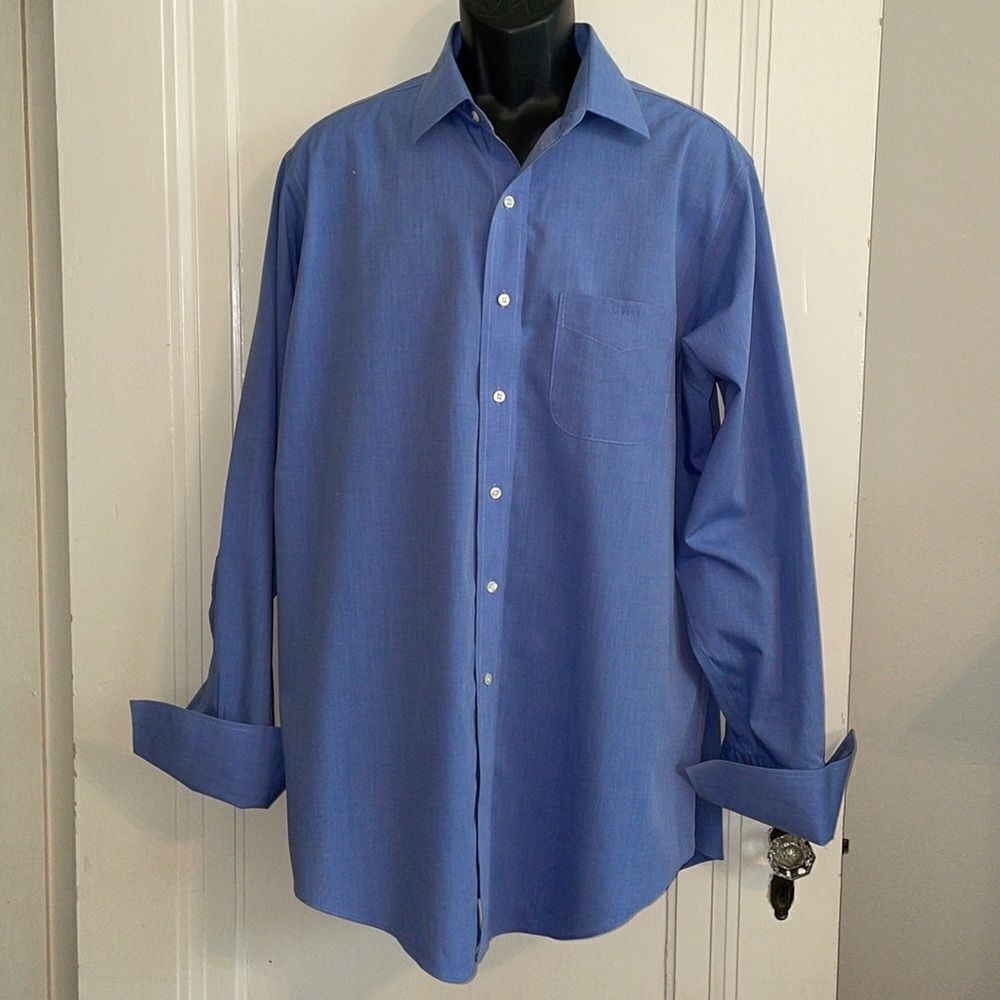 Brooks Brothers Traditional Fit blue cotton dress shirt‎ with French cuffs
